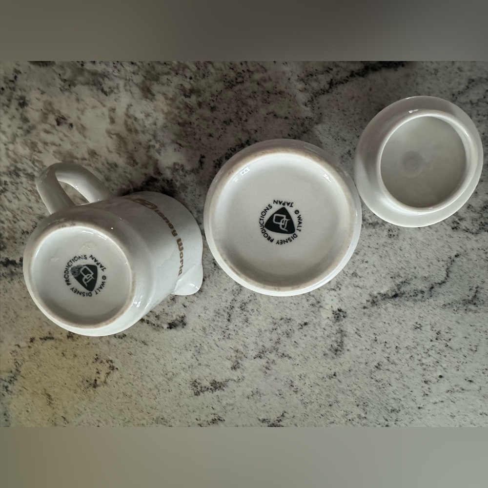 A vintage Walt Disney World Cinderella Castle sugar bowl and creamer. - Picture 2 of 5